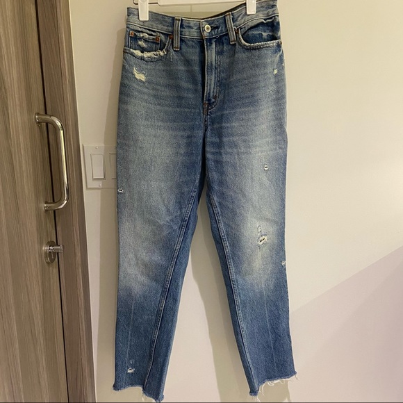Abercrombie & Fitch Mom Jeans - Picture 1 of 2